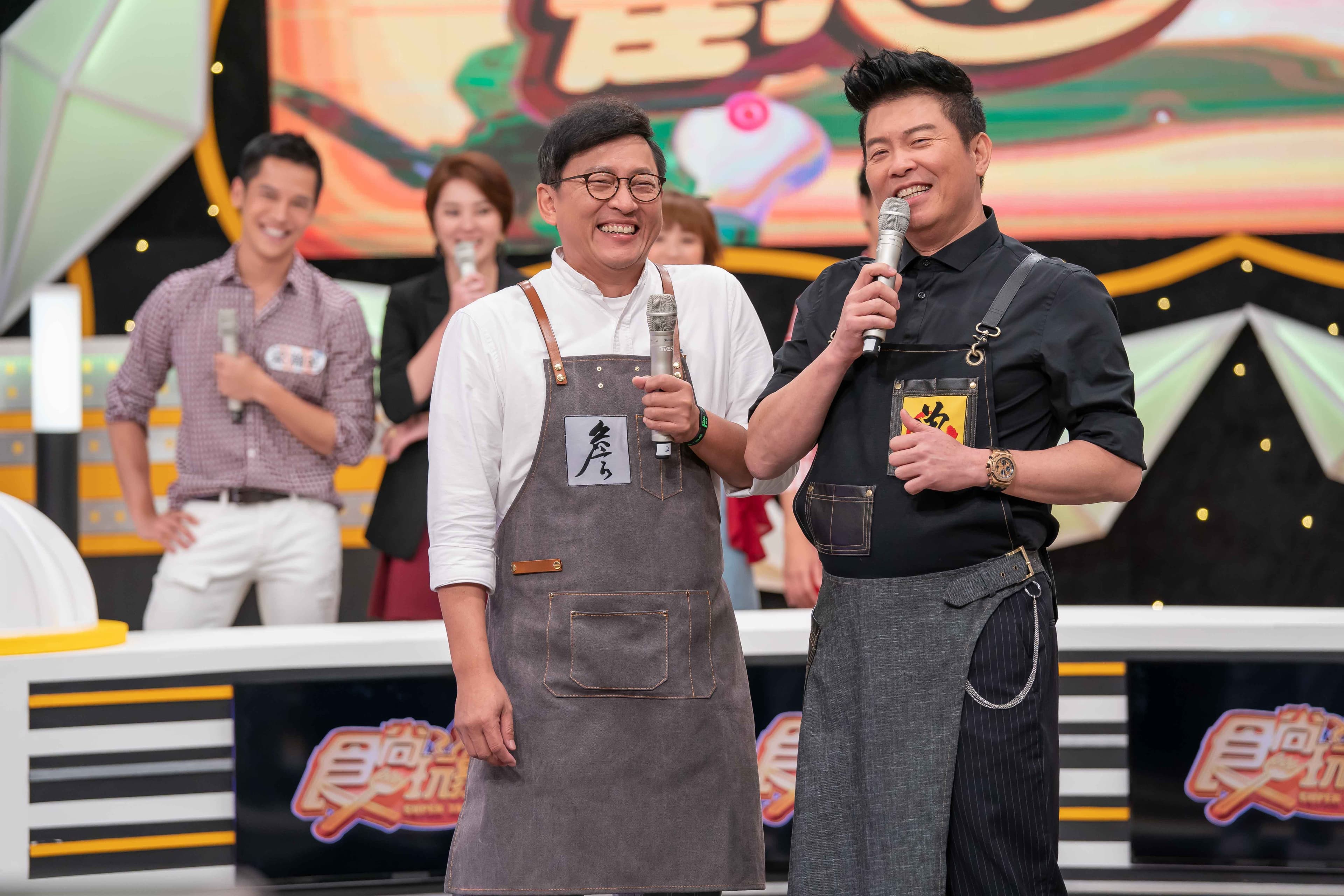 TVBS歡樂台《食尚玩家－歡樂有夠讚》主持人為曾國城和詹姆士。（TVBS提供）