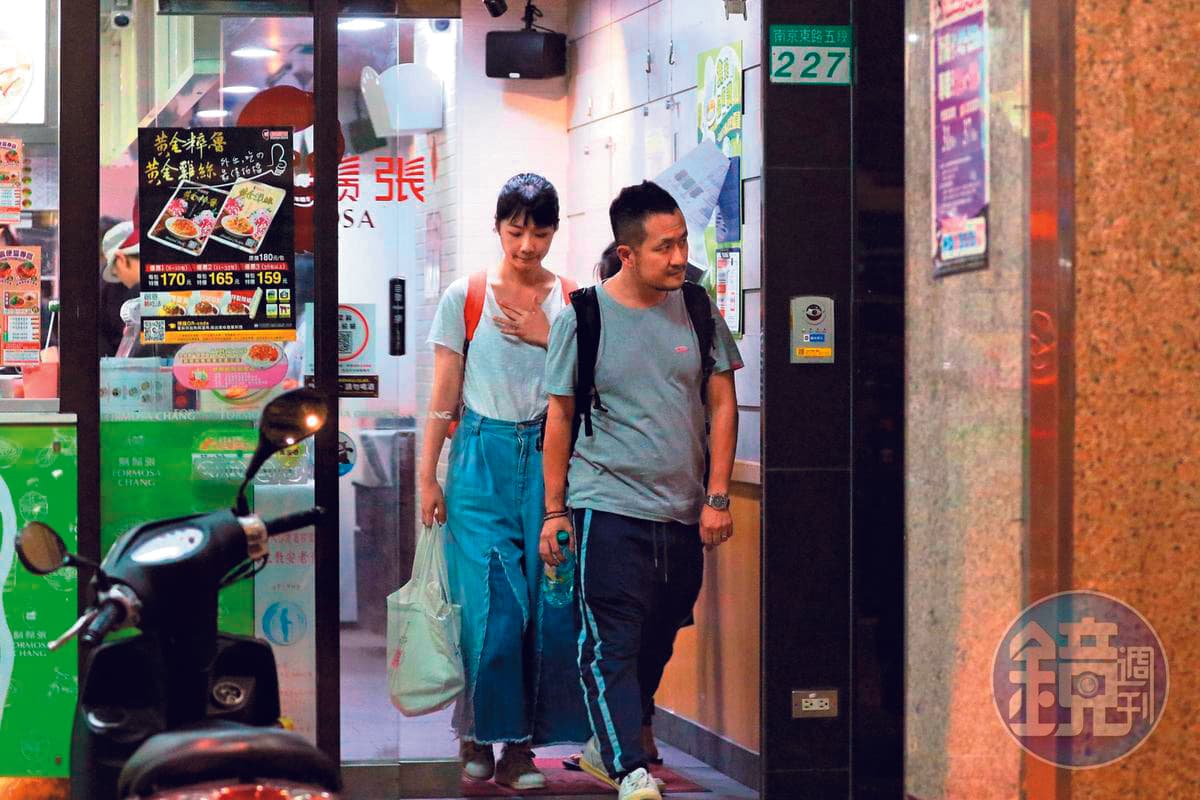 九把刀和周亭羽歷經劈腿風暴，還是結成正果。（本刊資料照）
