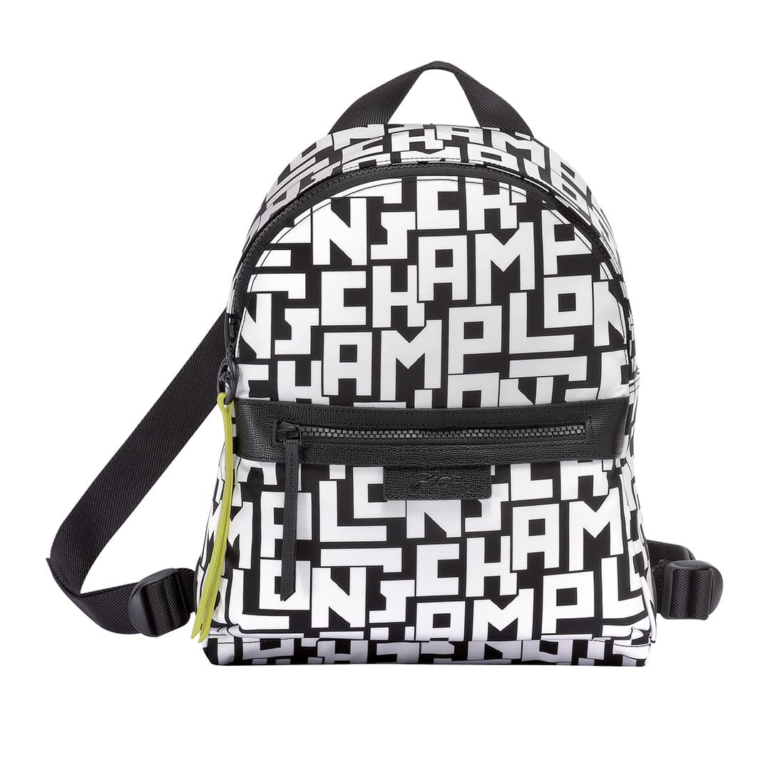 LGP系列白色後背包 。NT$11,200（LONGCHAMP提供）