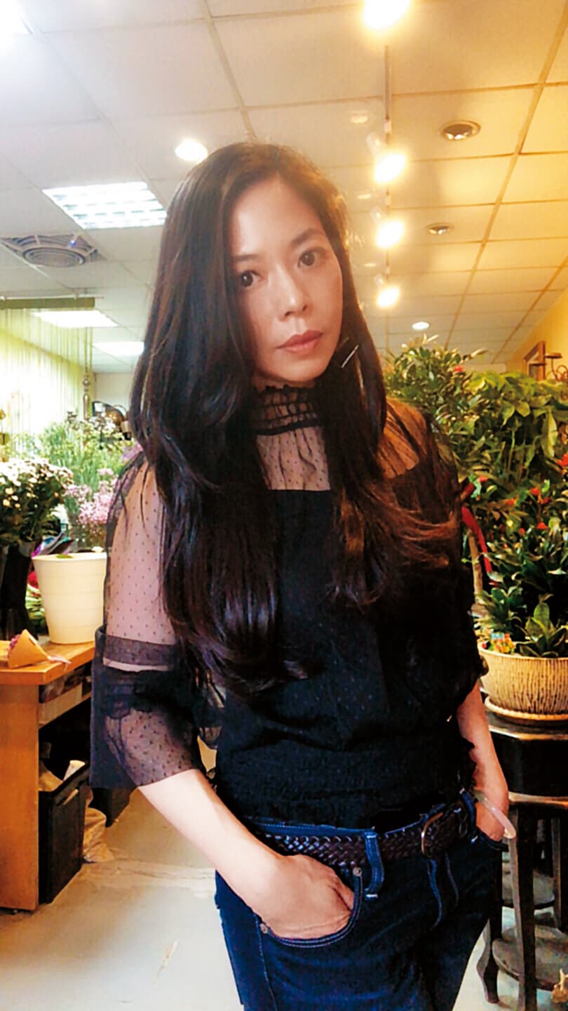 因光碟案，盧靚遭判刑2年，直到2010年才帶女兒出獄返家。（盧靚提供）
