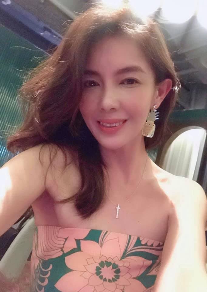 林美貞曾被直擊在街邊愛得火熱。（翻攝自林美貞臉書）