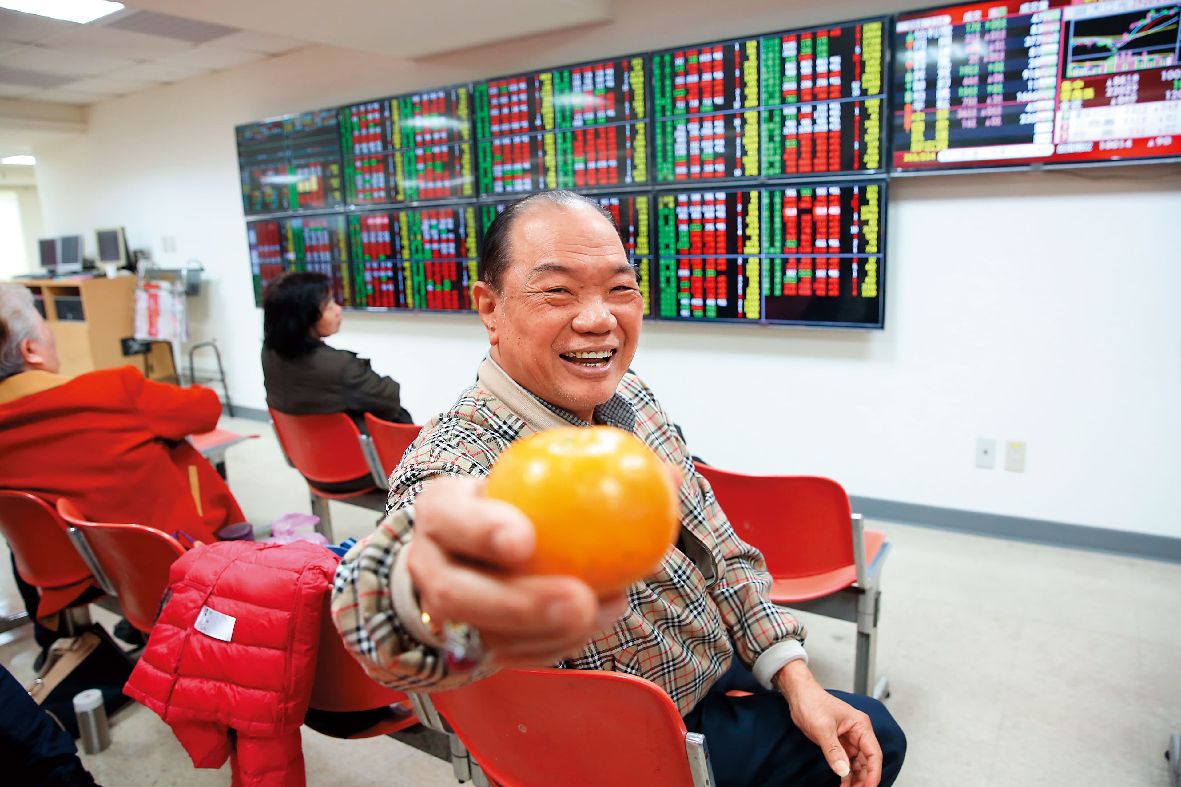 台股近幾年能完成填息的公司都有4、5百家，只要慎選標的，息收入袋沒問題。