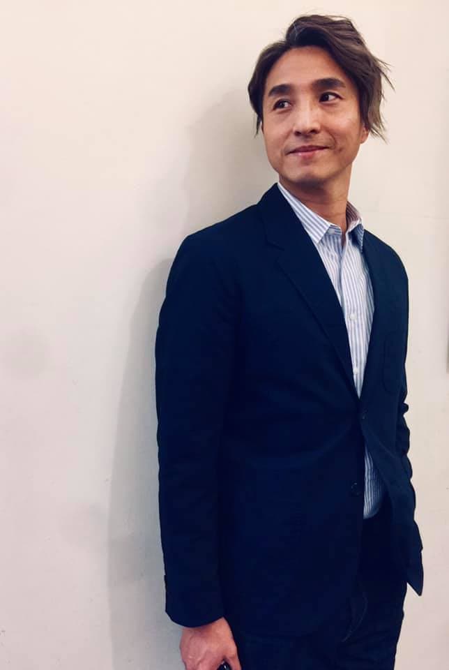 王少偉被命理師算出財庫與性能力很好，他開心到直接在現場大喊「徵婚！」（翻攝自王少偉臉書）