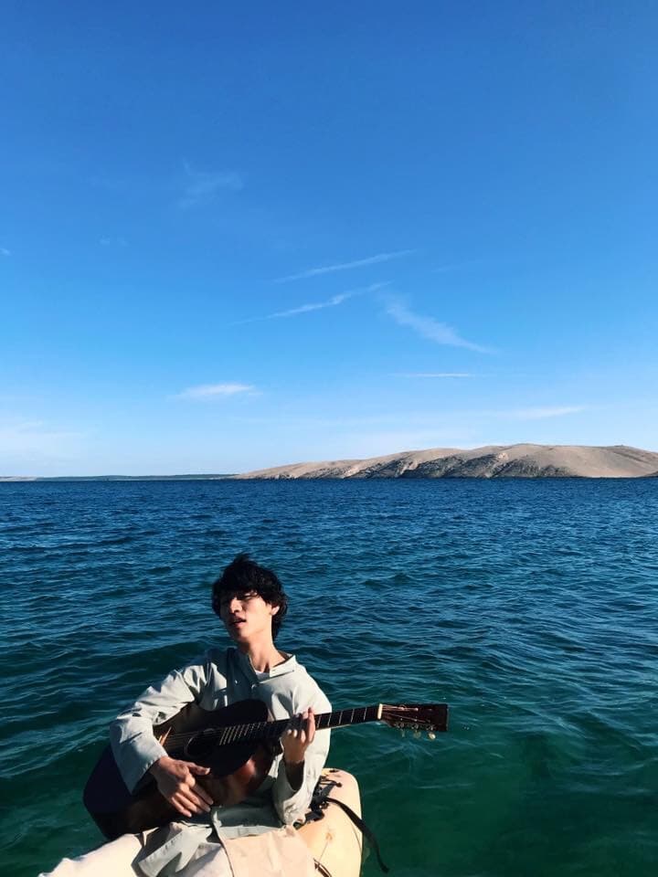 柯智棠以《吟遊》入圍金曲30歌王，再度與謝震廷正面交鋒。（翻攝自柯智棠臉書）