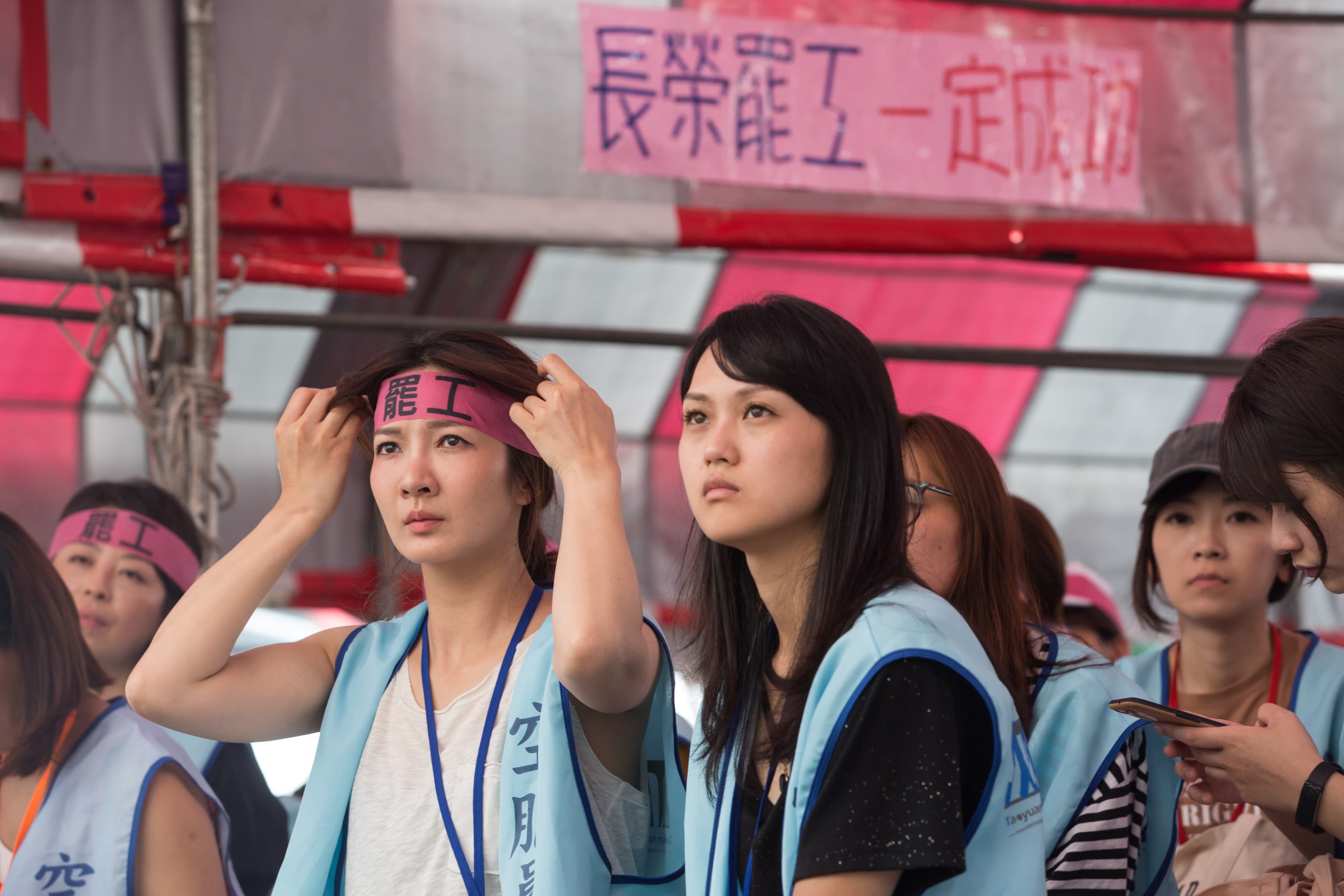  長榮空服員罷工長達第17天，期間協商多次破裂。