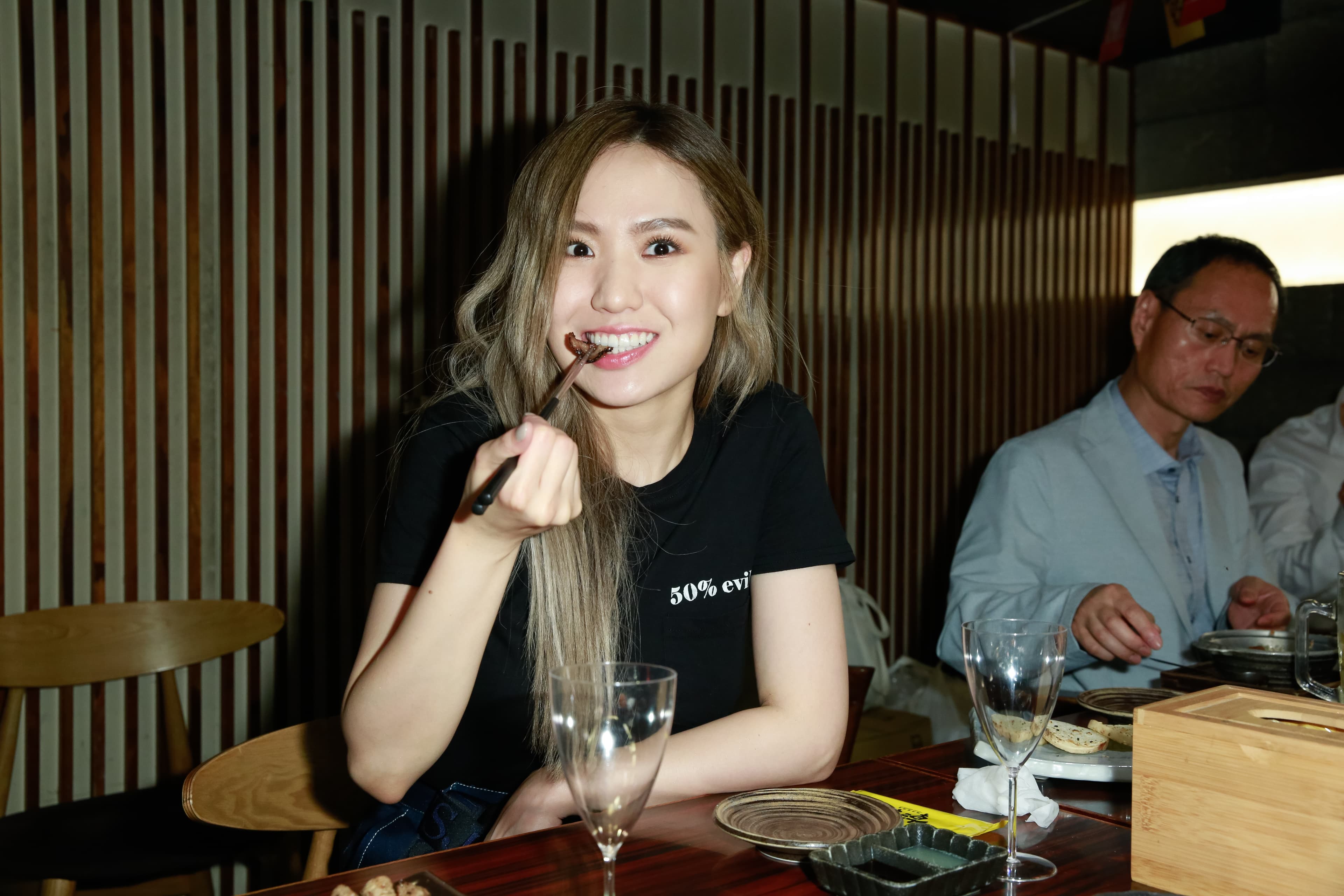 孫盛希為出席金曲獎狂瘦身，坦言感覺自己瘦了兩三圈，怕又胖回來，在得獎慶功宴上也不敢大吃特吃。