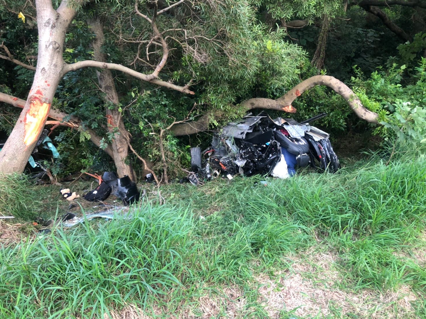 國道1號南下路段，今早發生死亡車禍。（翻攝畫面）