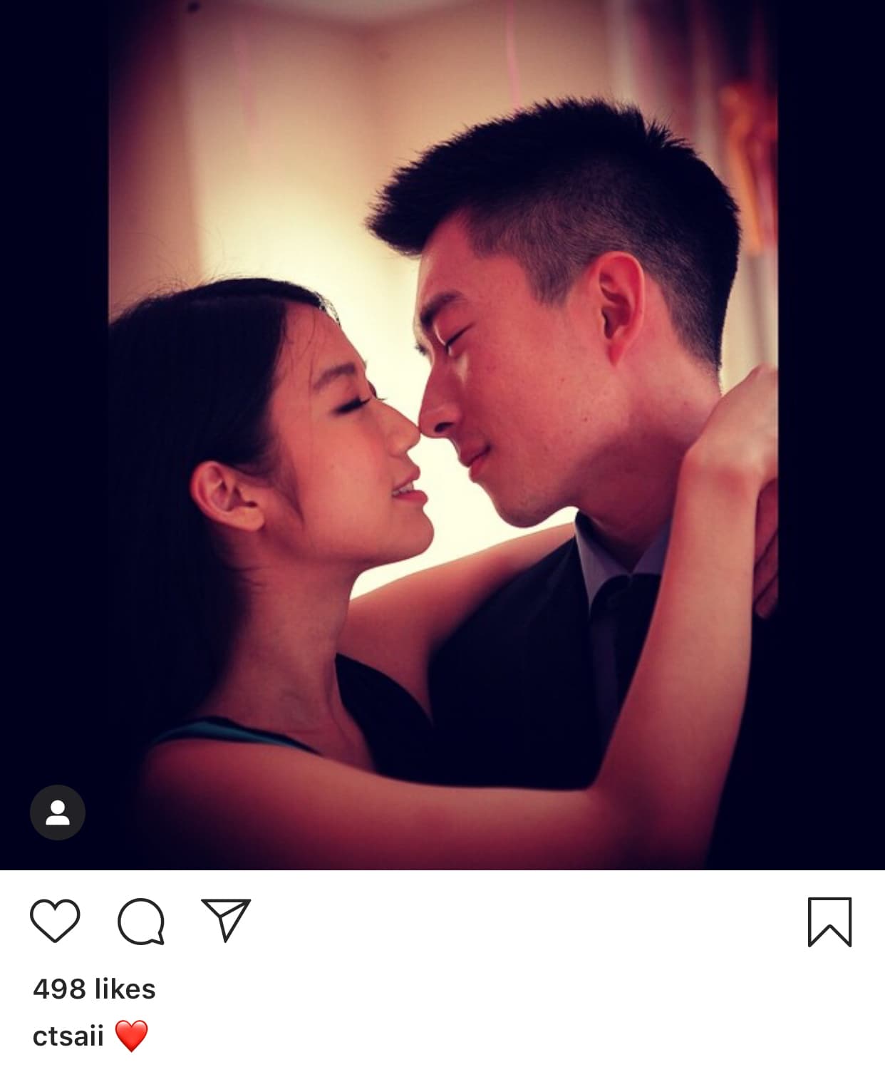 鄭舒秦是蔡承儒的學妹，先後在美國學校就讀，又都是華頓商學院的校友。（翻攝自Annie Jeng 鄭舒秦IG)