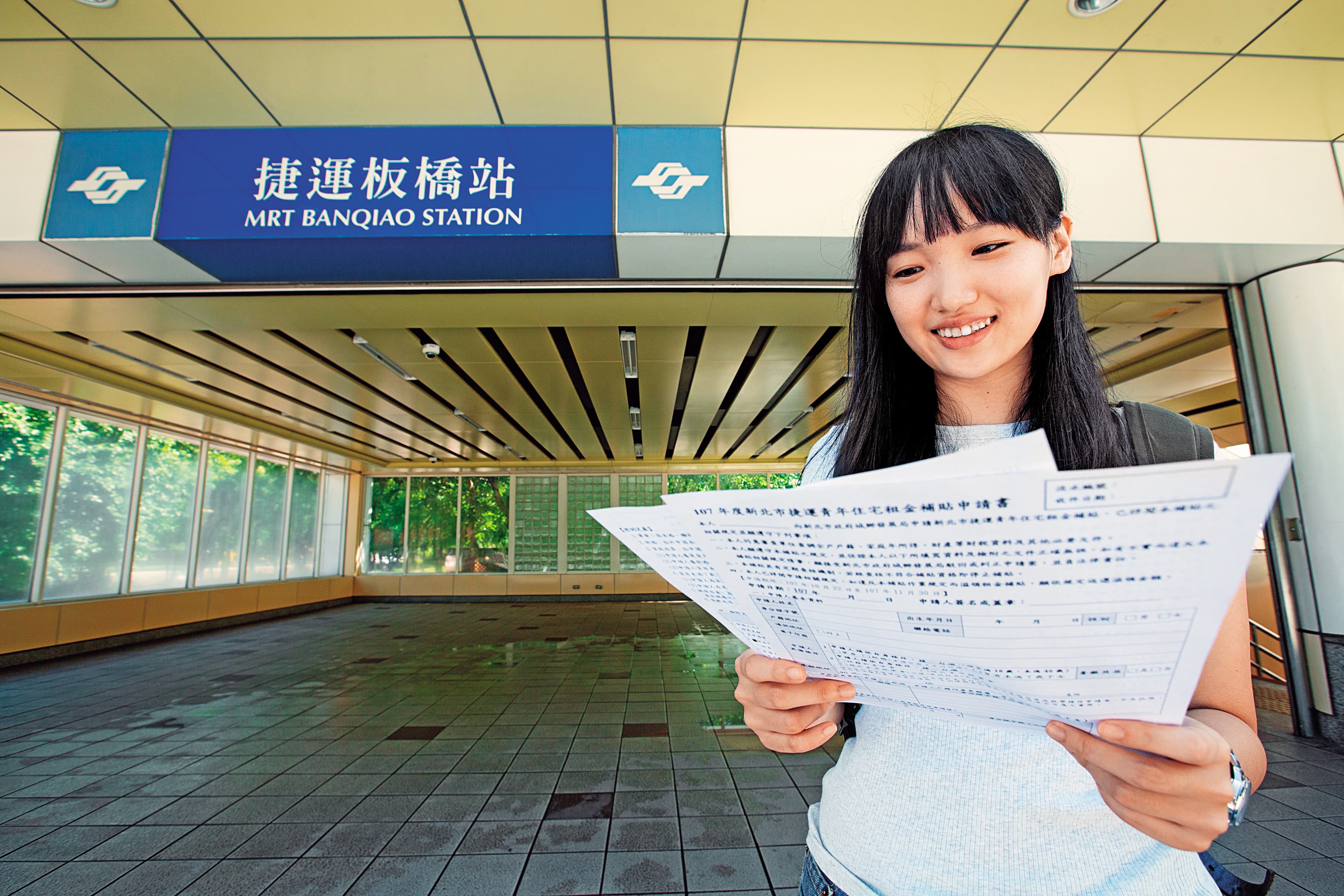 在新北市就業、租屋的蔡小姐，去年成功申請到為期1年、每月2,400元的租金補貼。