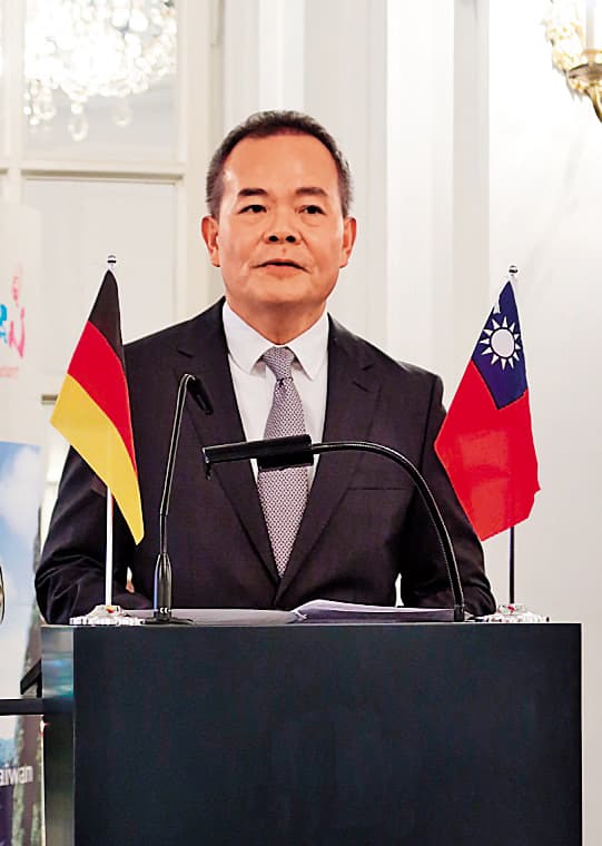 沈文強擔任駐漢堡辦事處處長剛滿1年，就因性騷案遭調職。（翻攝外交部官網）