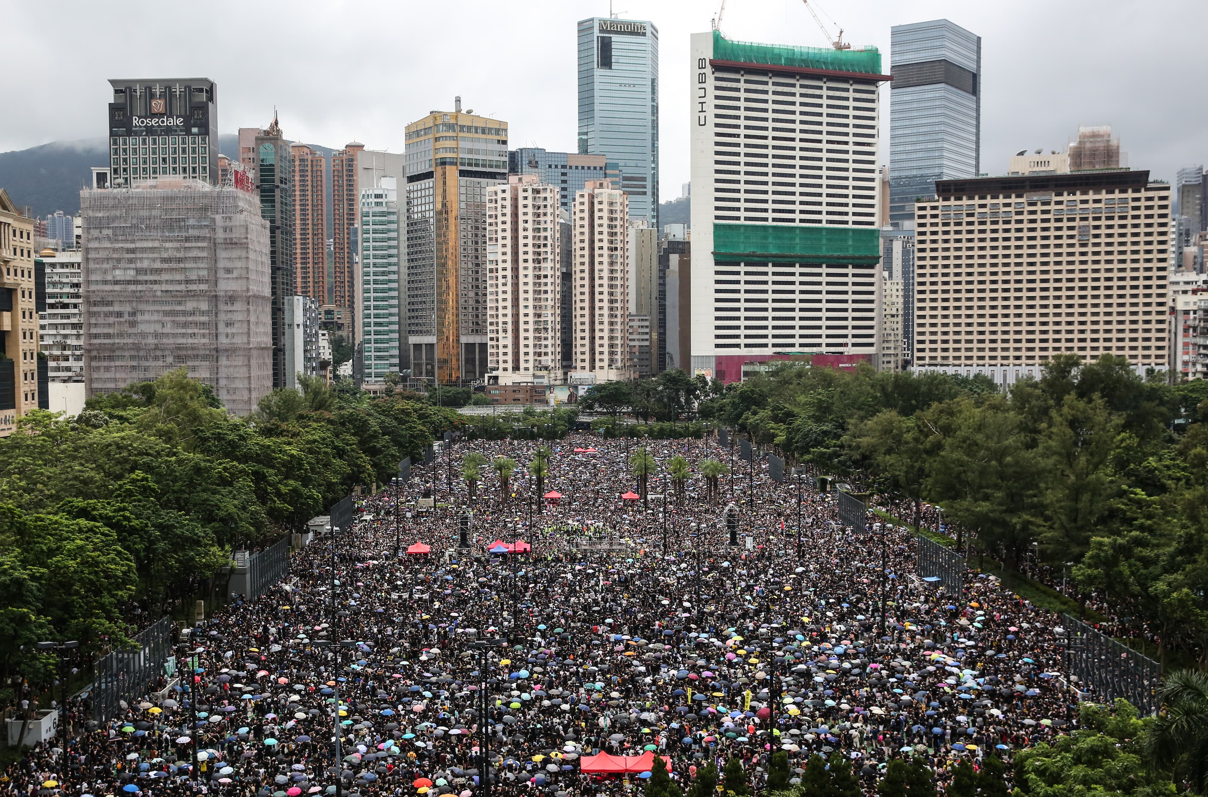香港民眾今於維園集會反送中。
