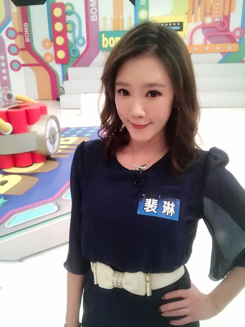 女星裴琳精神狀態一直惹人注意，現已淡出演藝圈。（翻攝自裴琳臉書）