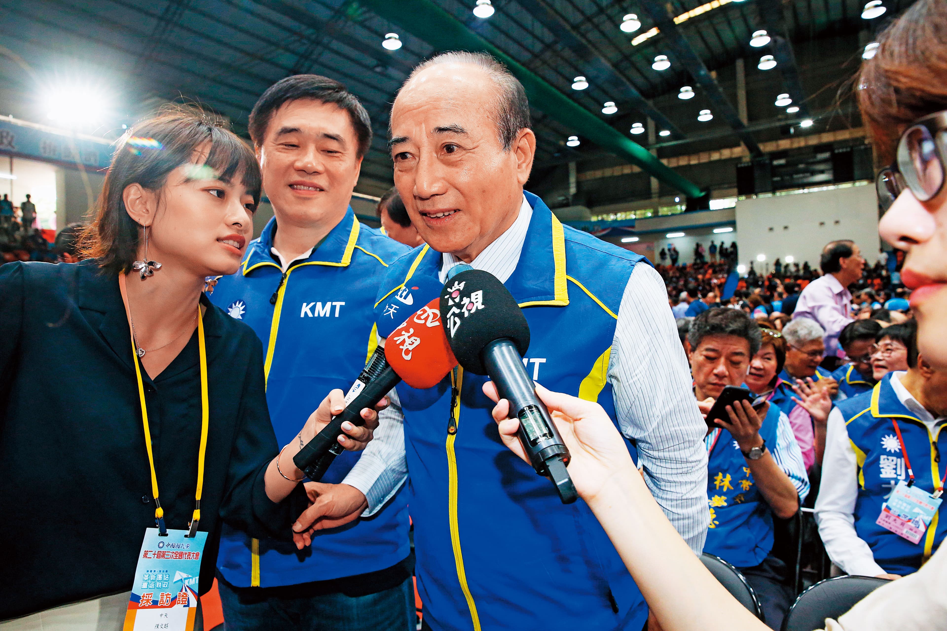 維持「參選到底」基調的王金平，雖然連署參選總統的行動仍未停止，但態度已出現轉圜。