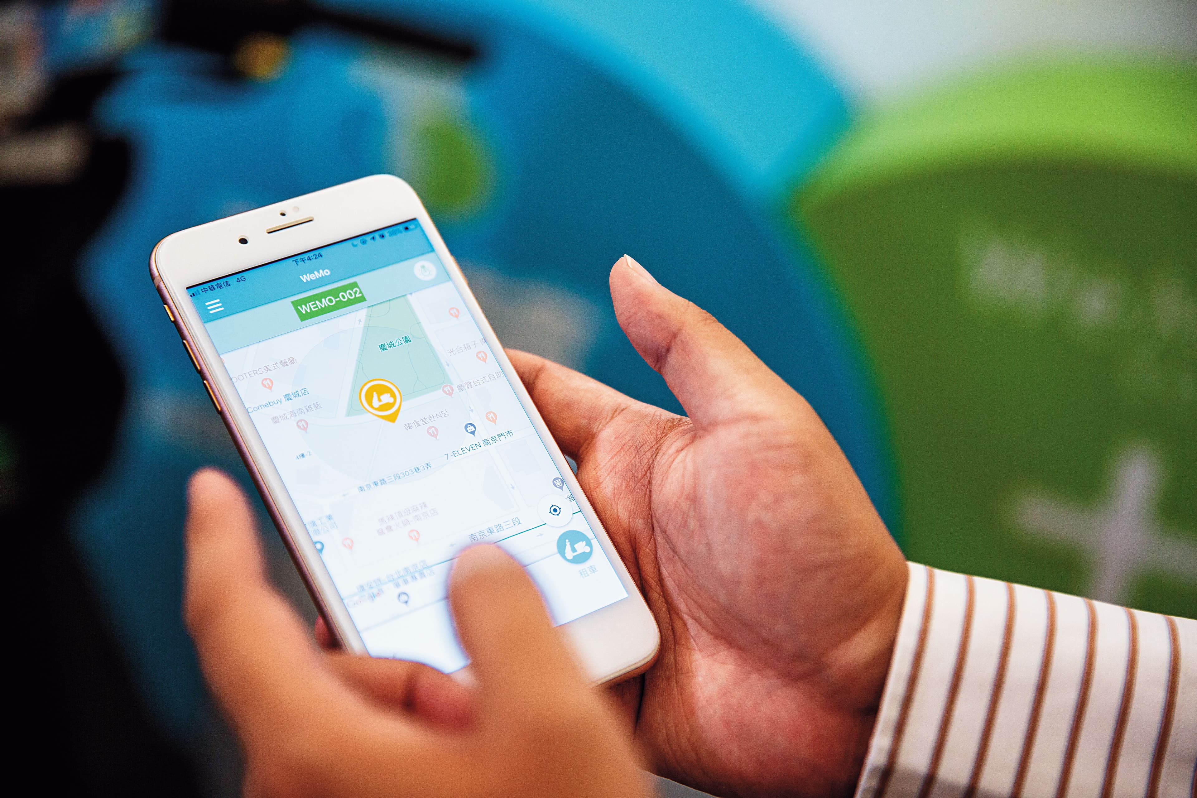 WeMo Scooter透過APP找尋、啟動機車，24小時隨租深受年輕小資族喜愛。