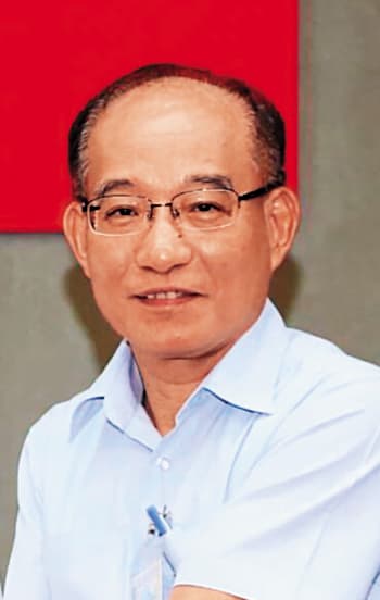 北市府祕書長張哲揚銜命與遠雄代表談判，取得遠雄承諾在容留人數及權利金等議題上讓步。（台北市政府提供）