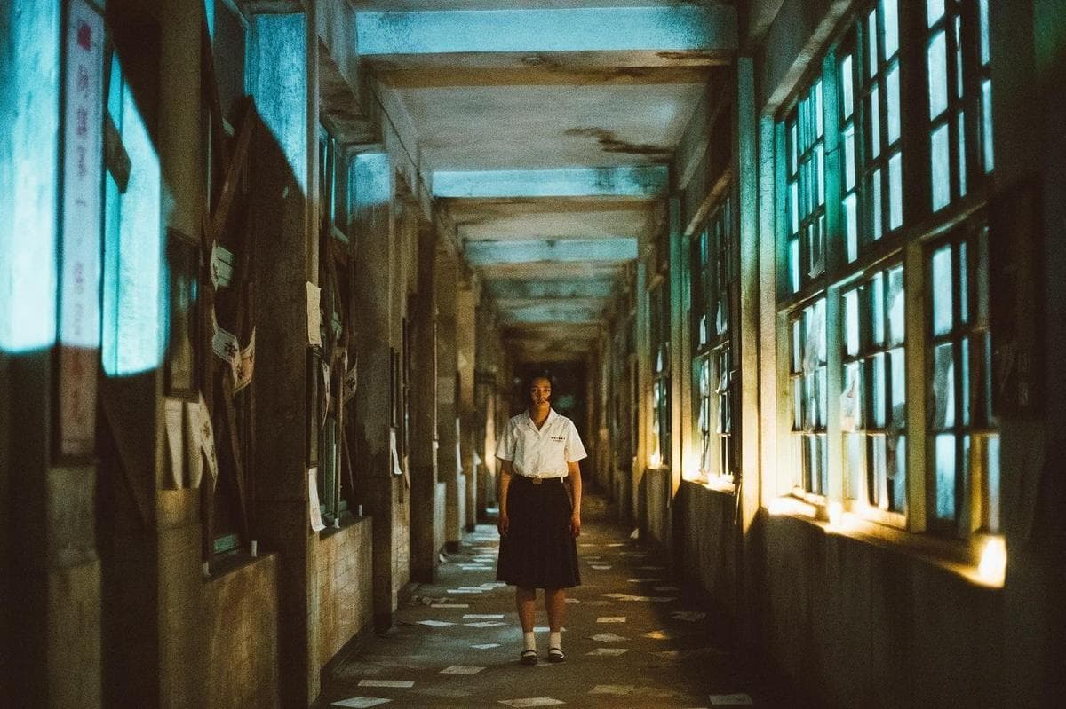 《返校》電影的場景設計，保留了遊戲的重要特色。（影一製作所提供）