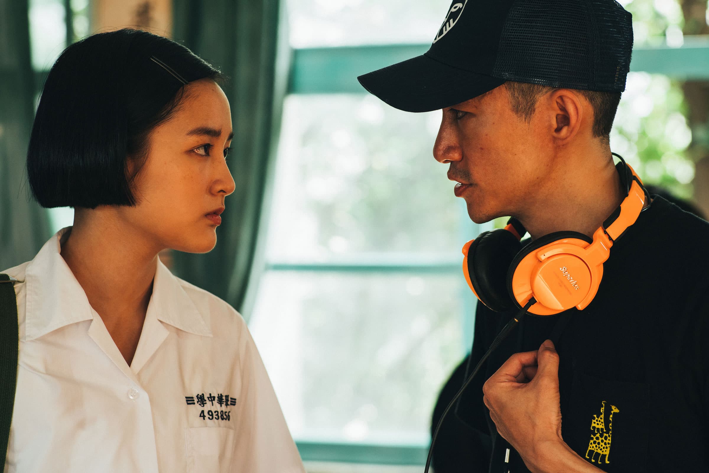 導演徐漢強（右）選擇王淨飾演《返校》女主角方芮欣。（影一製作所提供）