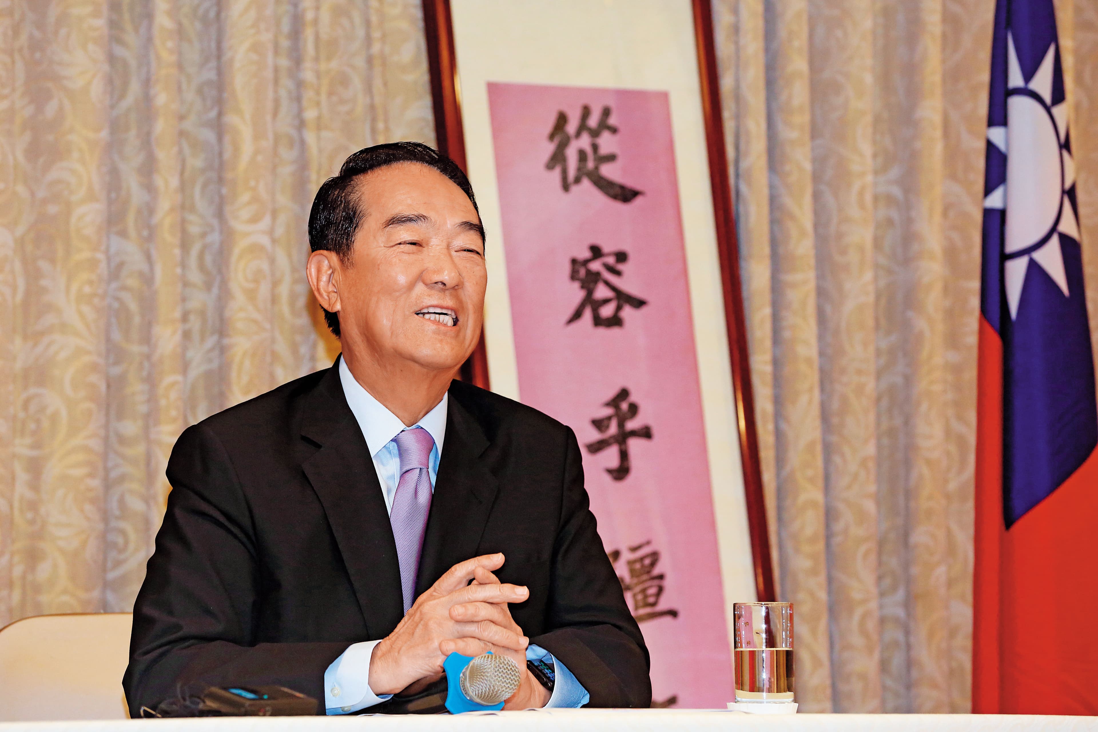 因為一張總統大選門票，宋楚瑜成為各方爭取合作的對象，更影響王金平未來的政治路。