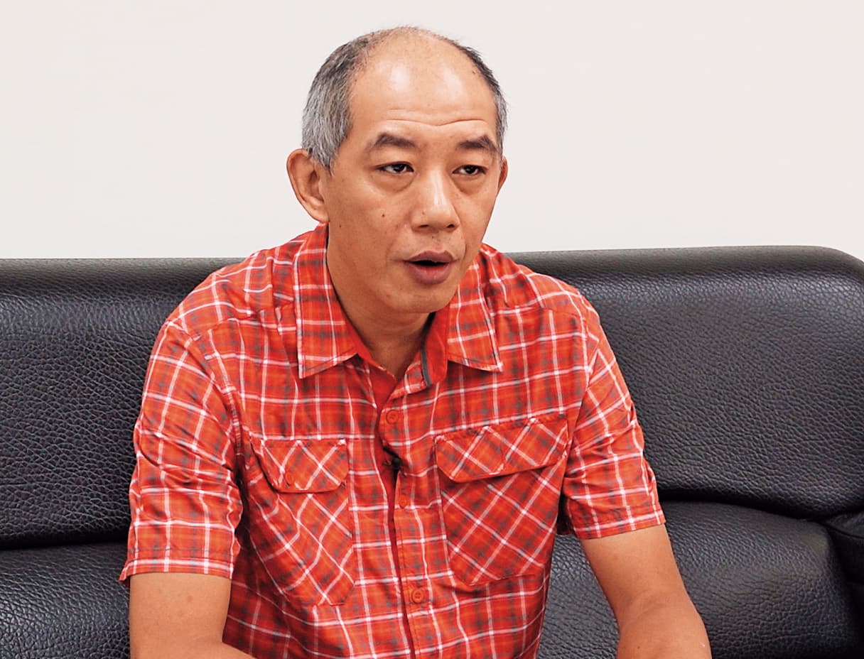 小隊長連偵傑到「師姐」辦事處泡茶，意外接手偵辦十年前命案。