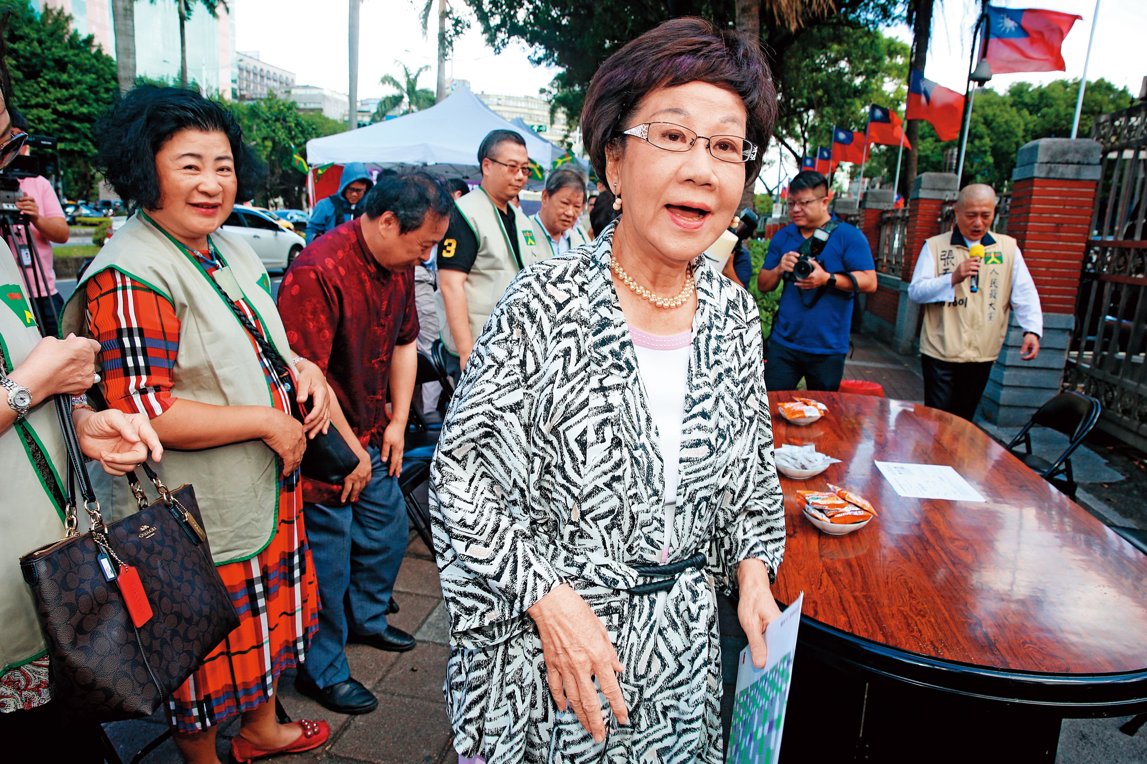 前副總統呂秀蓮若在11月2日前跨過連署門檻，對蔡英文選情可能造成衝擊。