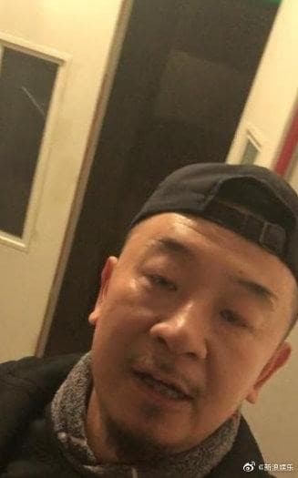 42歲的黃海波近照曝光，成了滄桑大叔。（翻攝自微博）