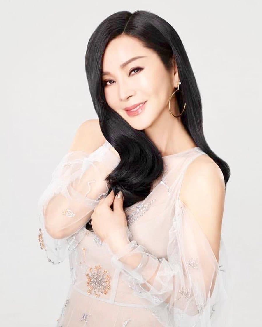 陳美鳳出席活動時，鬆口有追求者，但因對方已婚所以拒絕。（翻攝陳美鳳臉書）