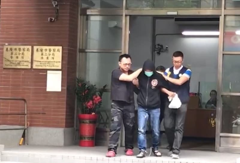 曹姓犯嫌矢口否認闖入丁國琳住宅行竊，但因無法交待家中贓物來源，遭警移送法辦（翻攝畫面）