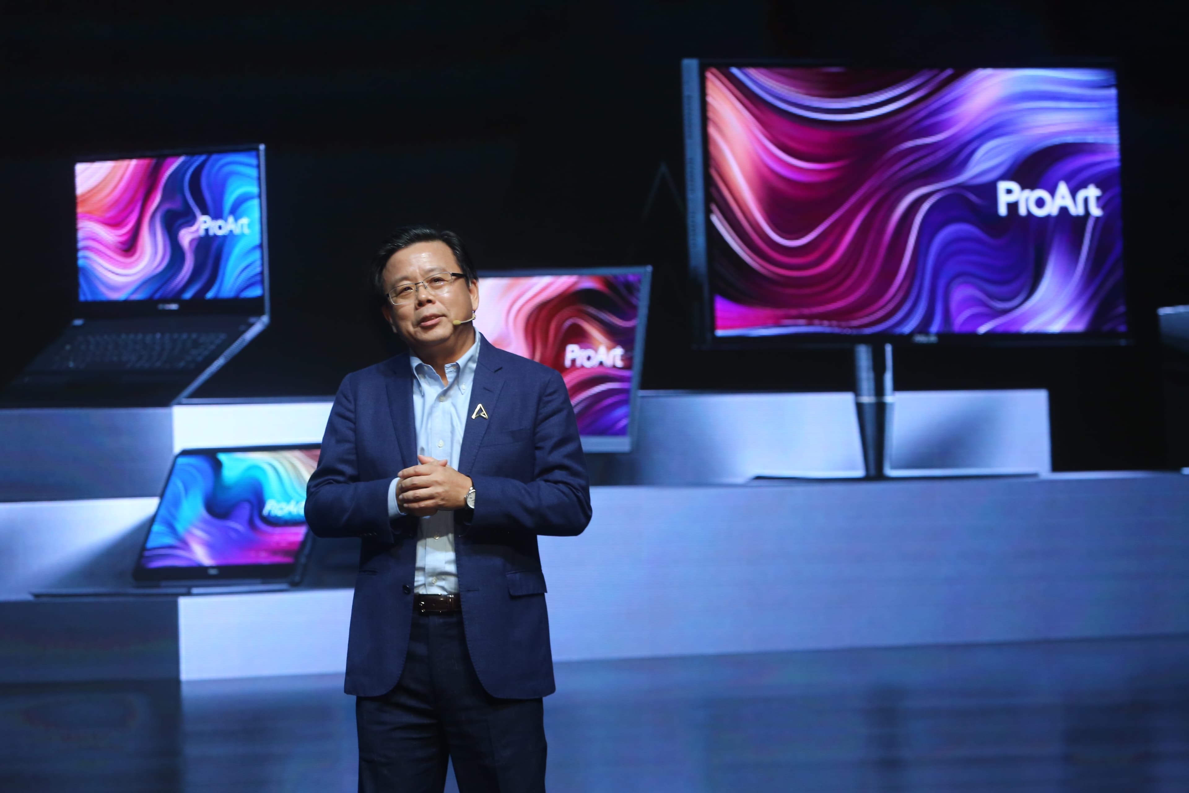 ASUS ProArt創作者在台上市，華碩共同執行長胡書賓揭曉全系列新品。