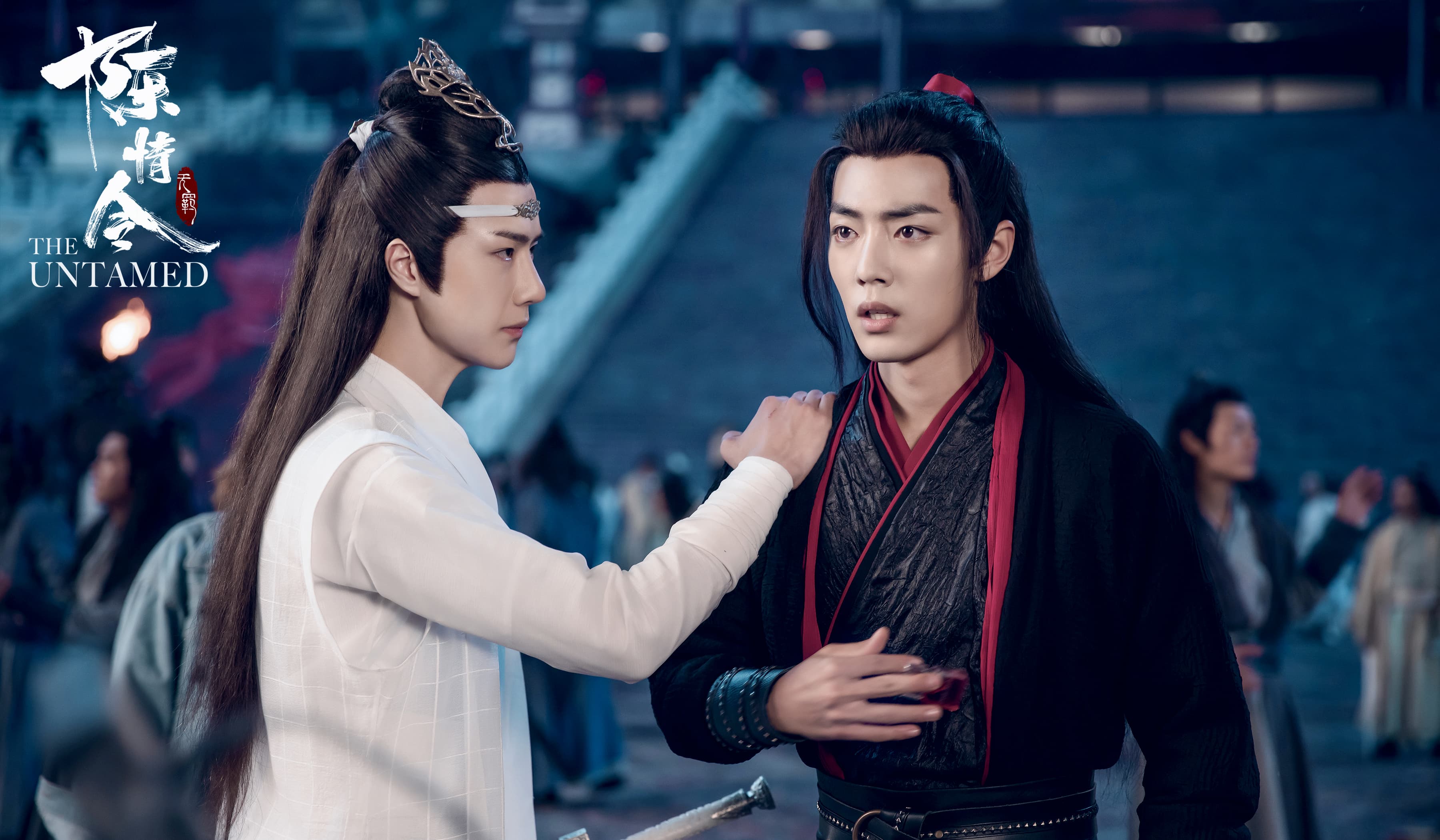 《陳情令》在今年夏天播出爆紅，連帶兩位主角肖戰（右）與王一博都人氣大漲。（翻攝自陳情令官微）