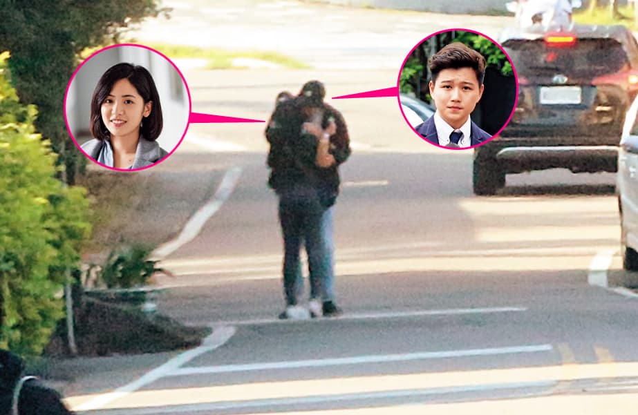 11/09 15:10本刊直擊，黃瀞瑩與熱戀中的花美男劉姓記者在宜蘭頭城大街上激吻，完全不在乎身旁的車子及行人。