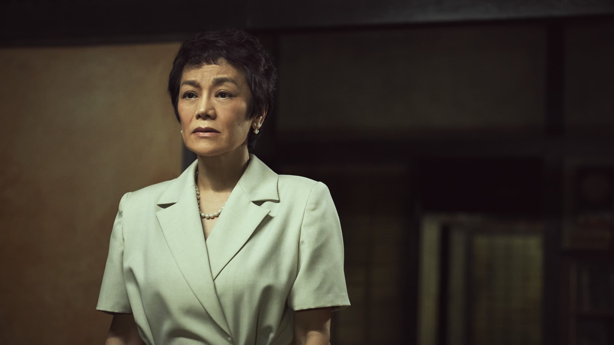 張艾嘉飾演1980年代的張雲林，62歲的她成為馬來西亞第一位女法官，但曾和她在一起的日本園藝師卻被指控為間諜。（甲上提供）