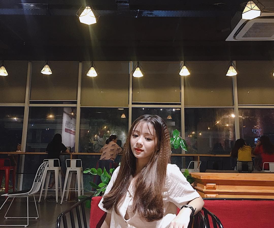 Dao Linh Chi今年21歲，憑著清純甜美的外貌算是Instagram小網紅。（翻攝自Dao Linh Chi的Instagram）