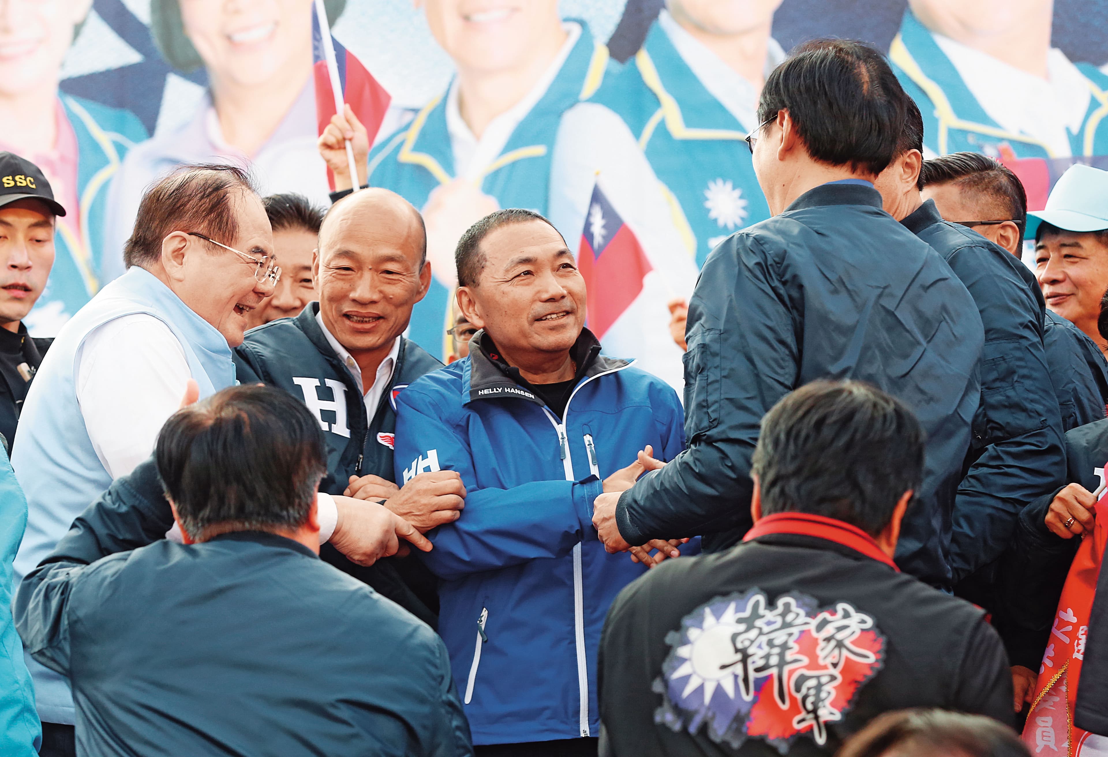 選前最後1個月，侯友宜終於與韓國瑜合體同框，希望破除流言，讓韓陣營吃下1顆定心丸。