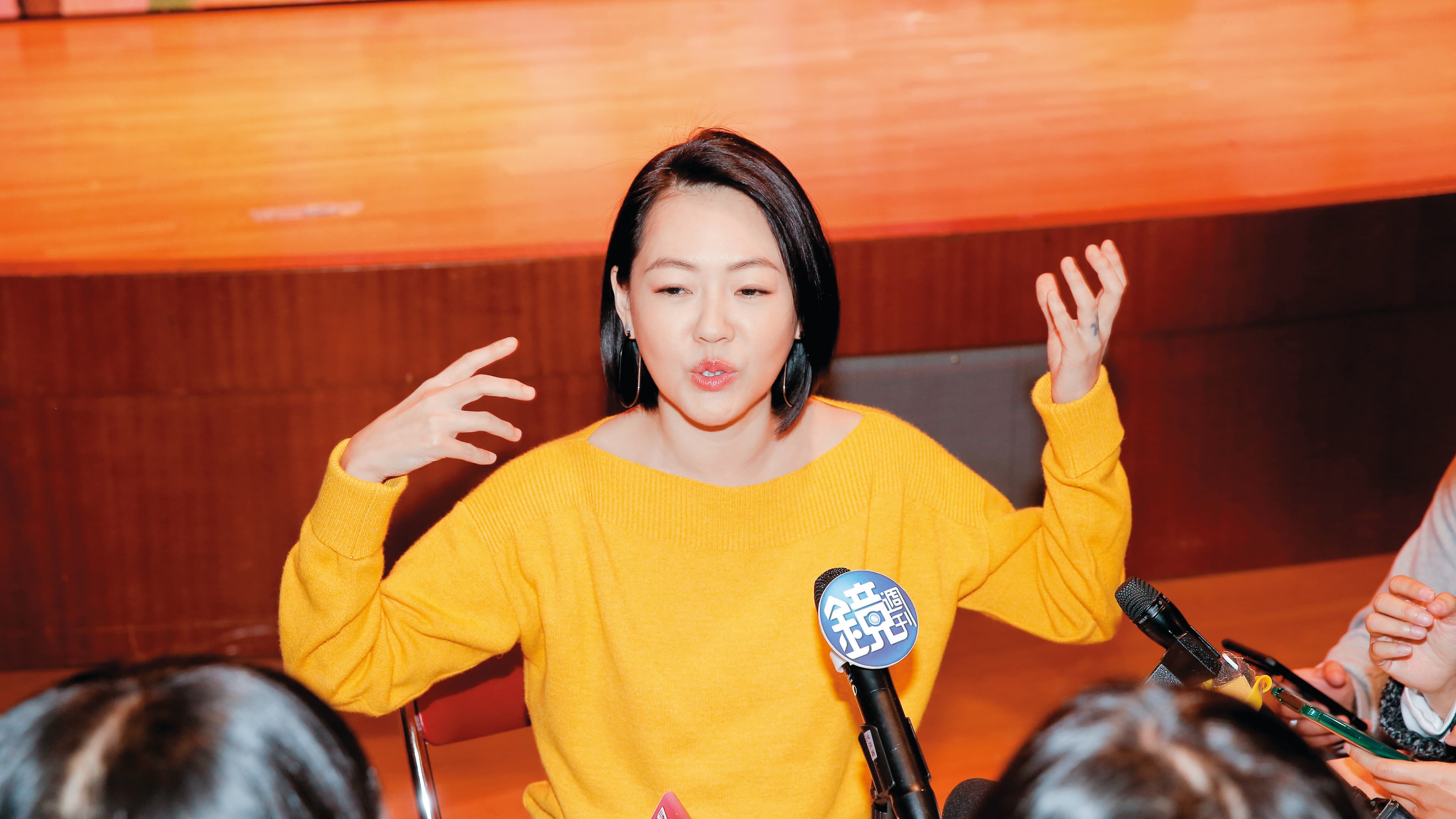 不只下巴，其實小Ｓ的嘴邊肉及肢體動作也很搶鏡。