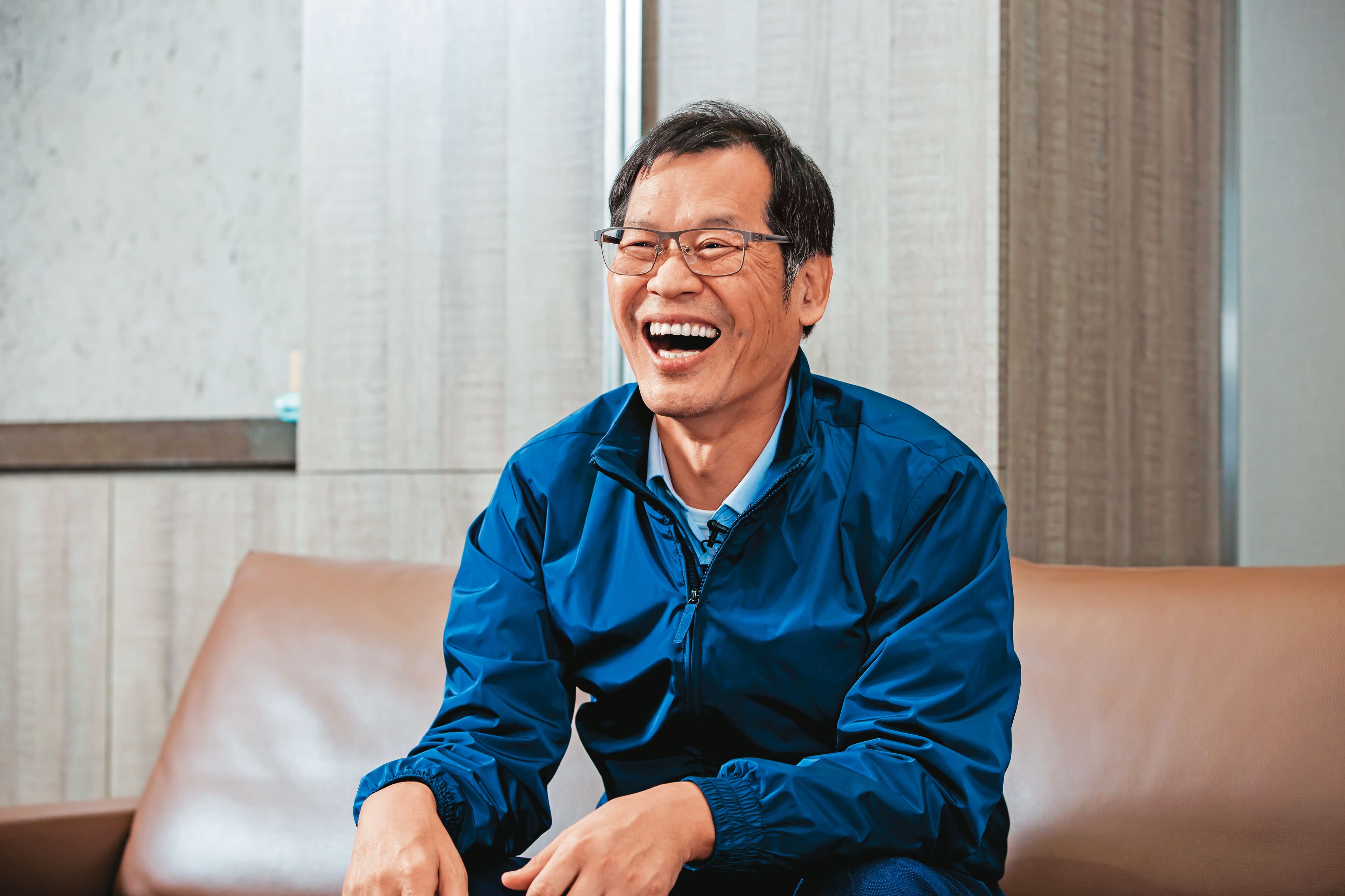 回顧過去1年的心情，許崑泰笑說，自己彷彿是大學聯考落榜的學生突然有學校念。