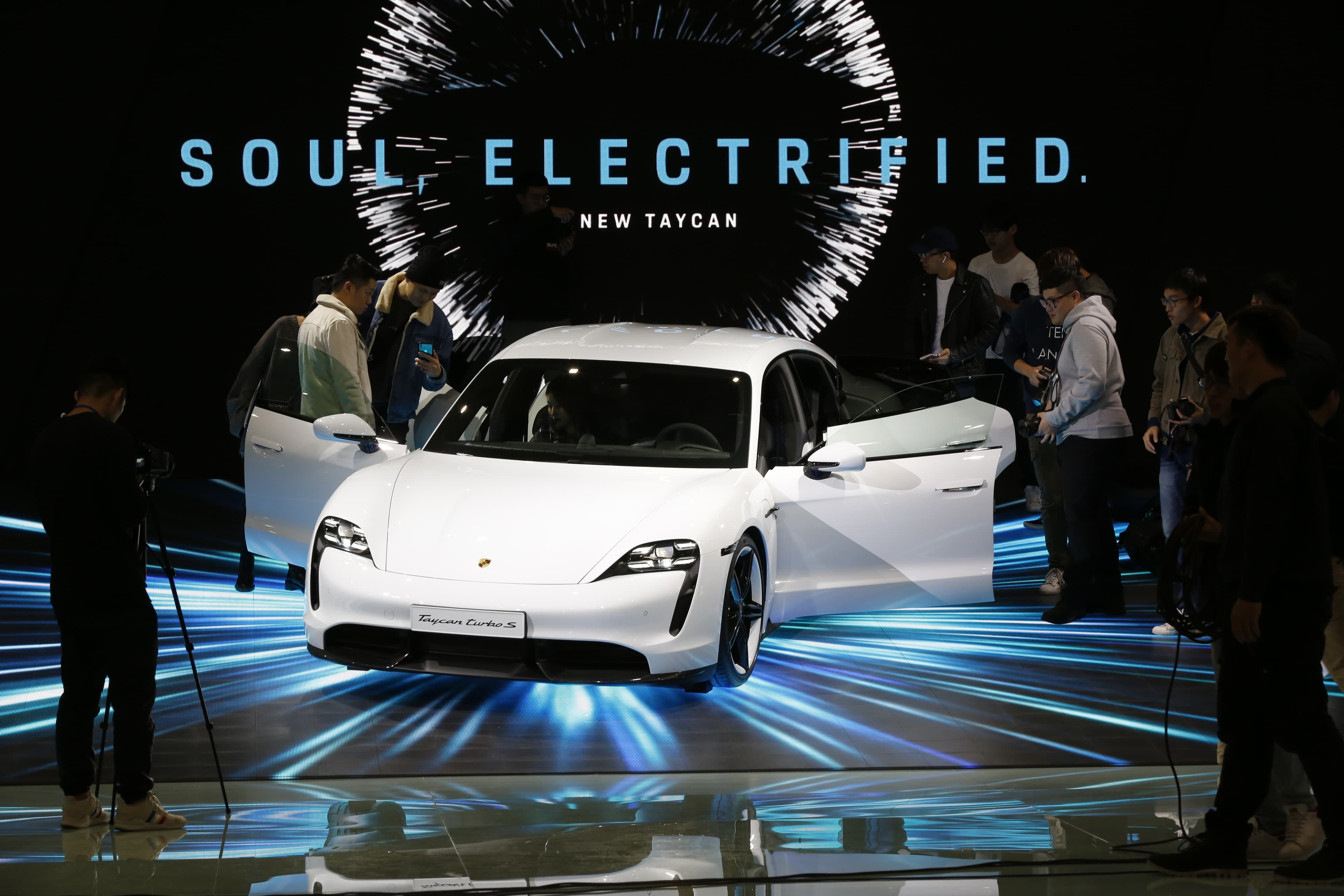  台北車展各車商展出電動車試水溫