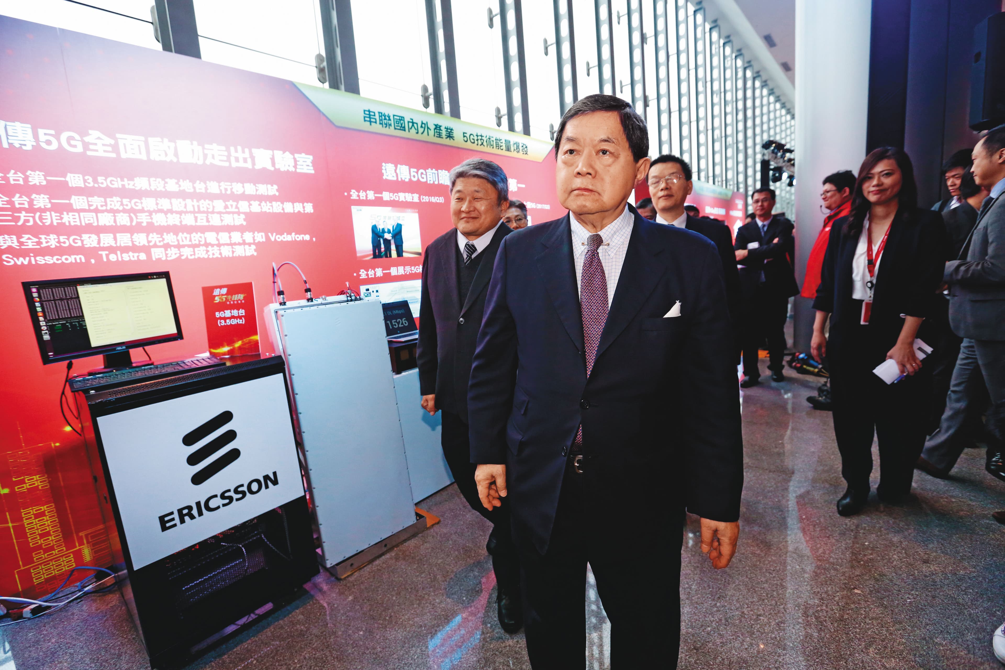 電信3強搶5G執照，圖為遠傳電信董事長徐旭東。