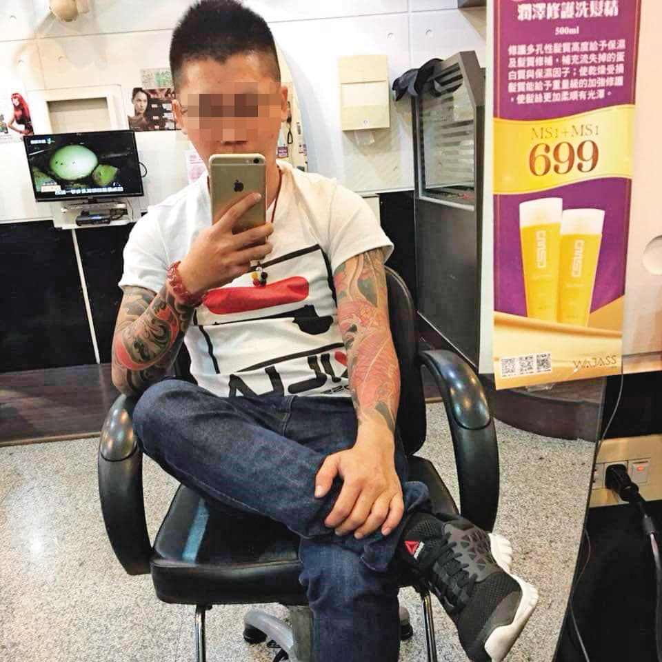 W女痛批陳姓中士（圖）揮霍無度，害她存款被榨乾。（讀者提供）