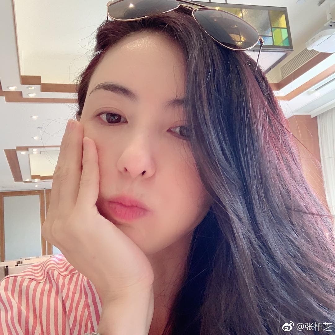 張栢芝期待疫情過去，大家迎來摘掉口罩的那一天。（翻攝自張栢芝微博）