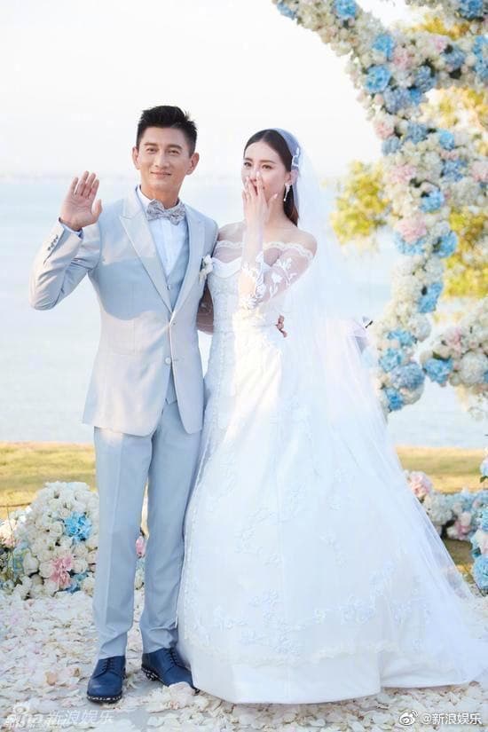 吳奇隆與劉詩詩結婚五年育有一子。（翻攝自新浪微博）