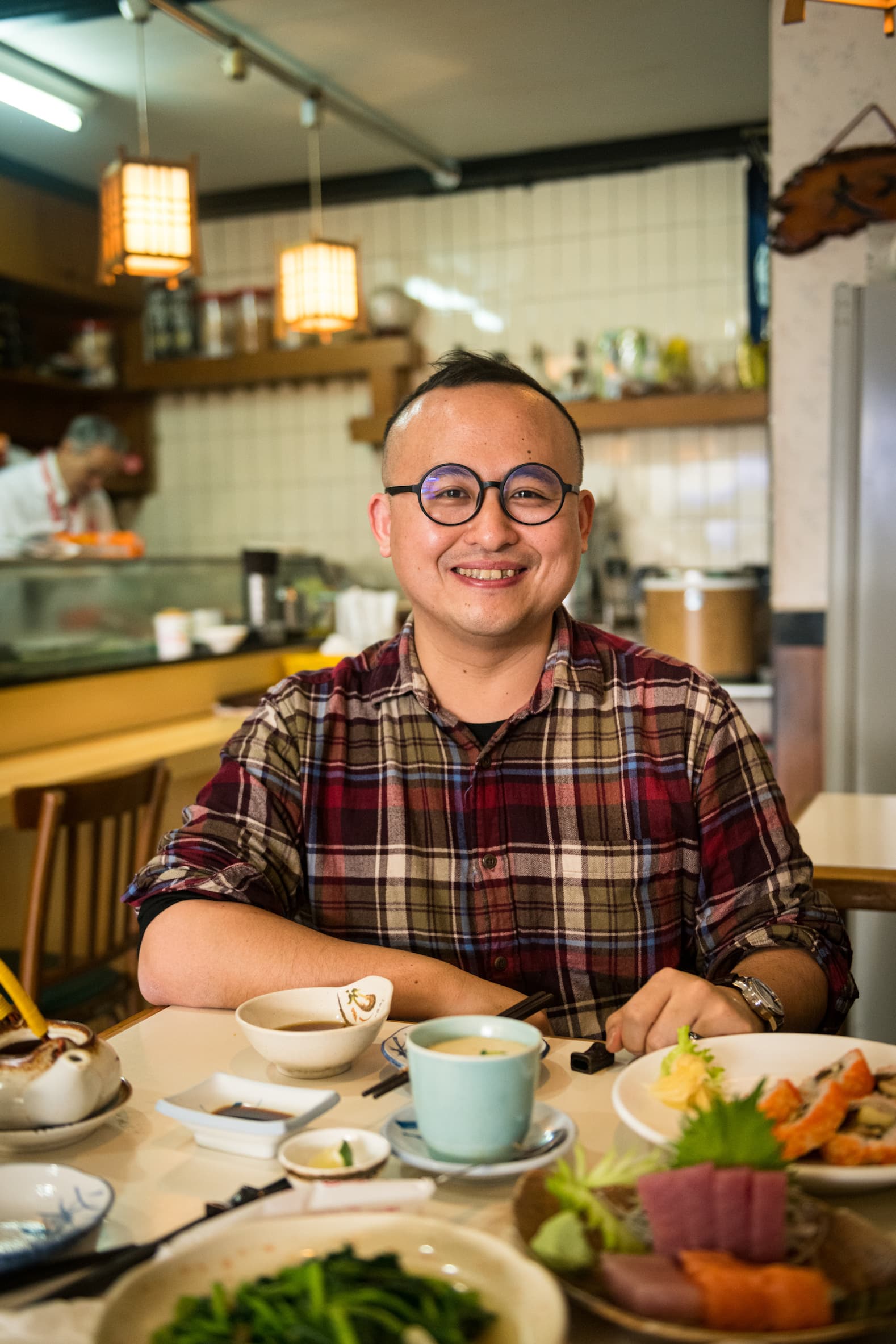 身兼插畫家、劇場導演的周宜賢（Ballboss）喜歡「清真恩德元餃子館」牛肉鍋的澎湃。