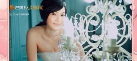 林麗吟在節目中，向家人展示當年自己去拍攝的單人婚紗照。（翻攝自網路）