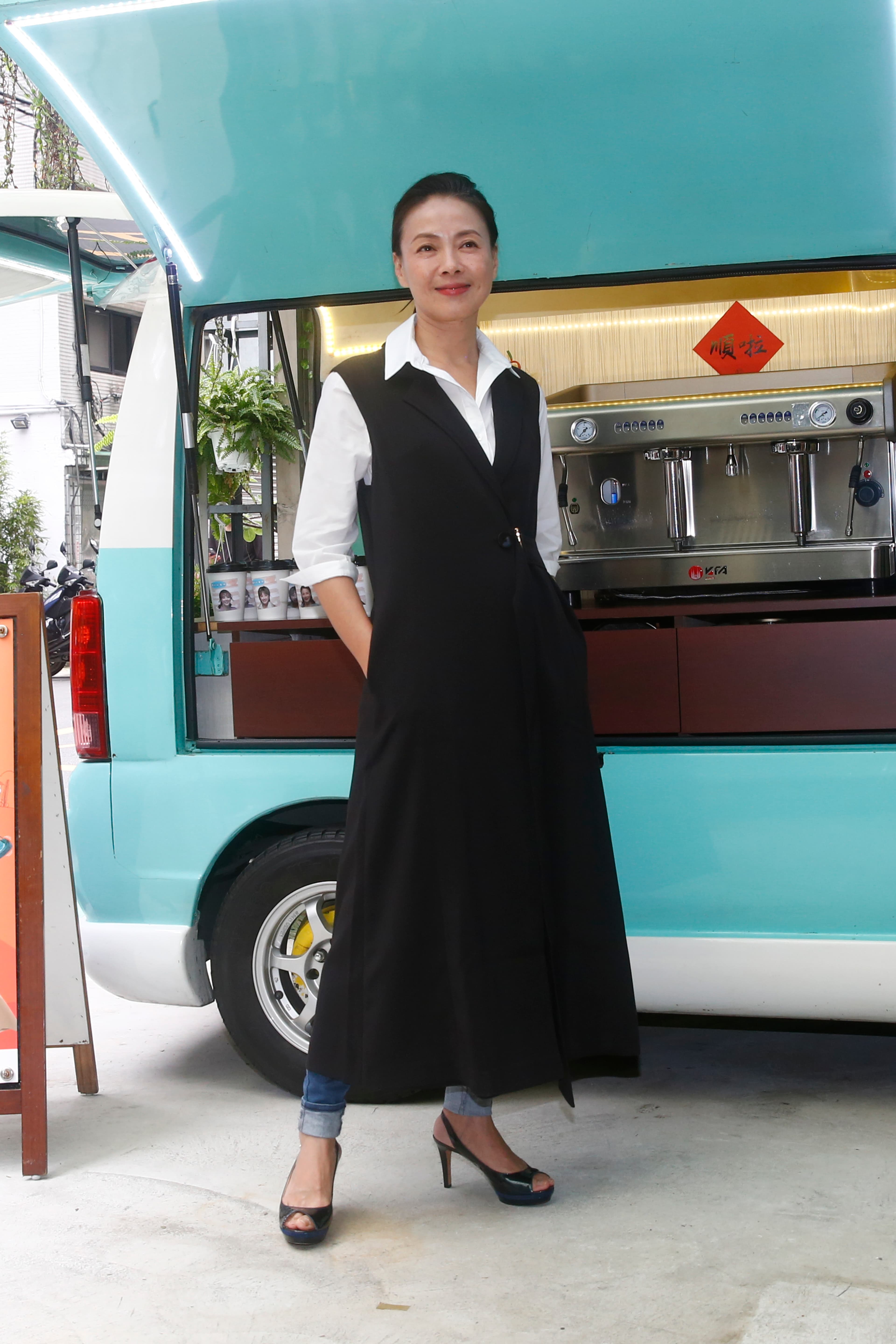 柯淑勤因為拍溫泉戲導致身體不舒服，在急診室乾嘔時嚇壞其他病患。