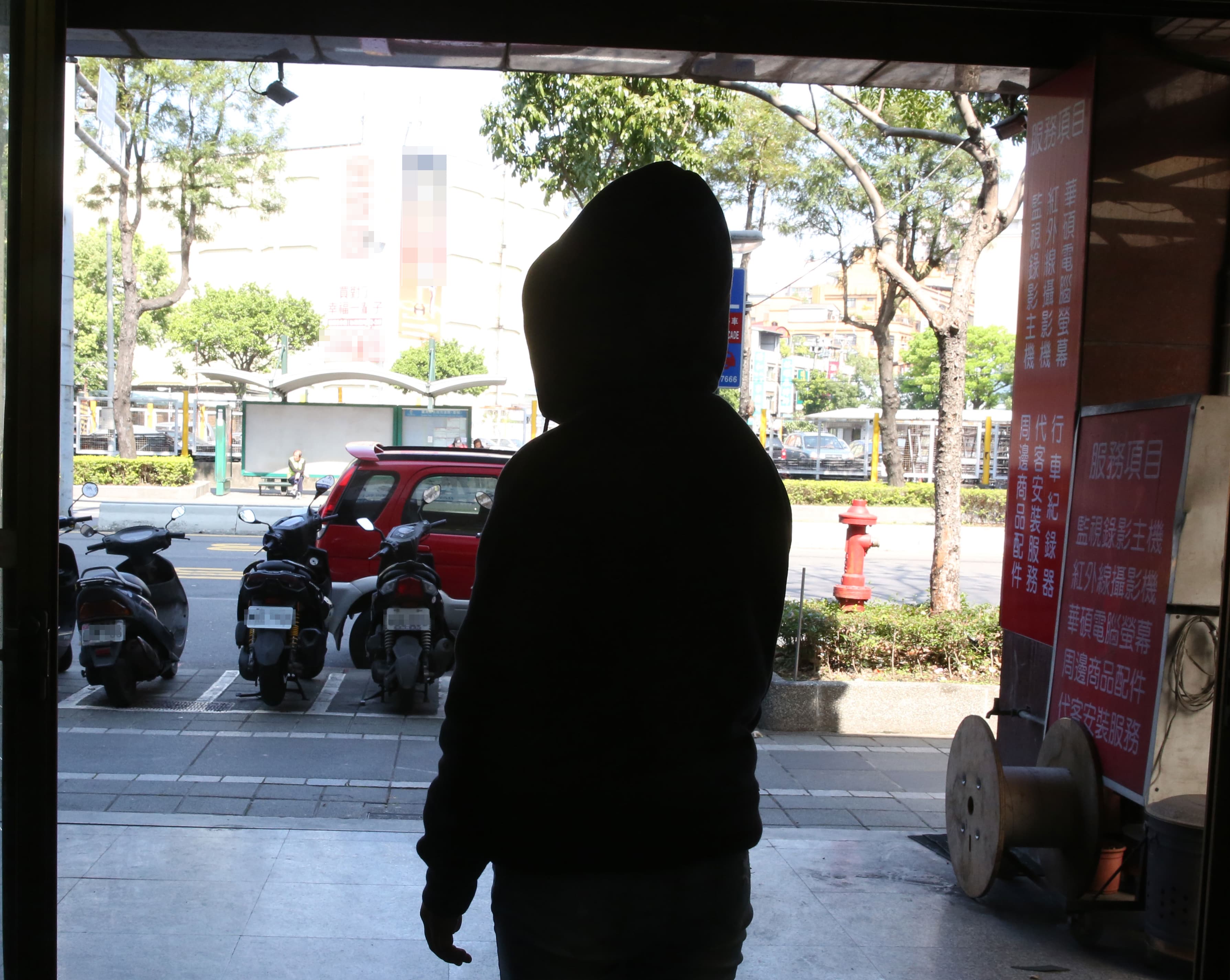 心慈（圖）遭建教組長性騷擾後，心中陰影始終揮之不去。