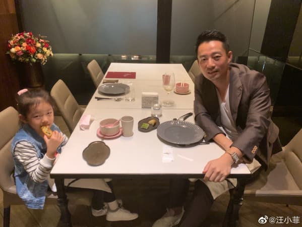 媽媽基因強，汪小菲的女兒正臉激似大S。（翻攝自汪小菲微博）