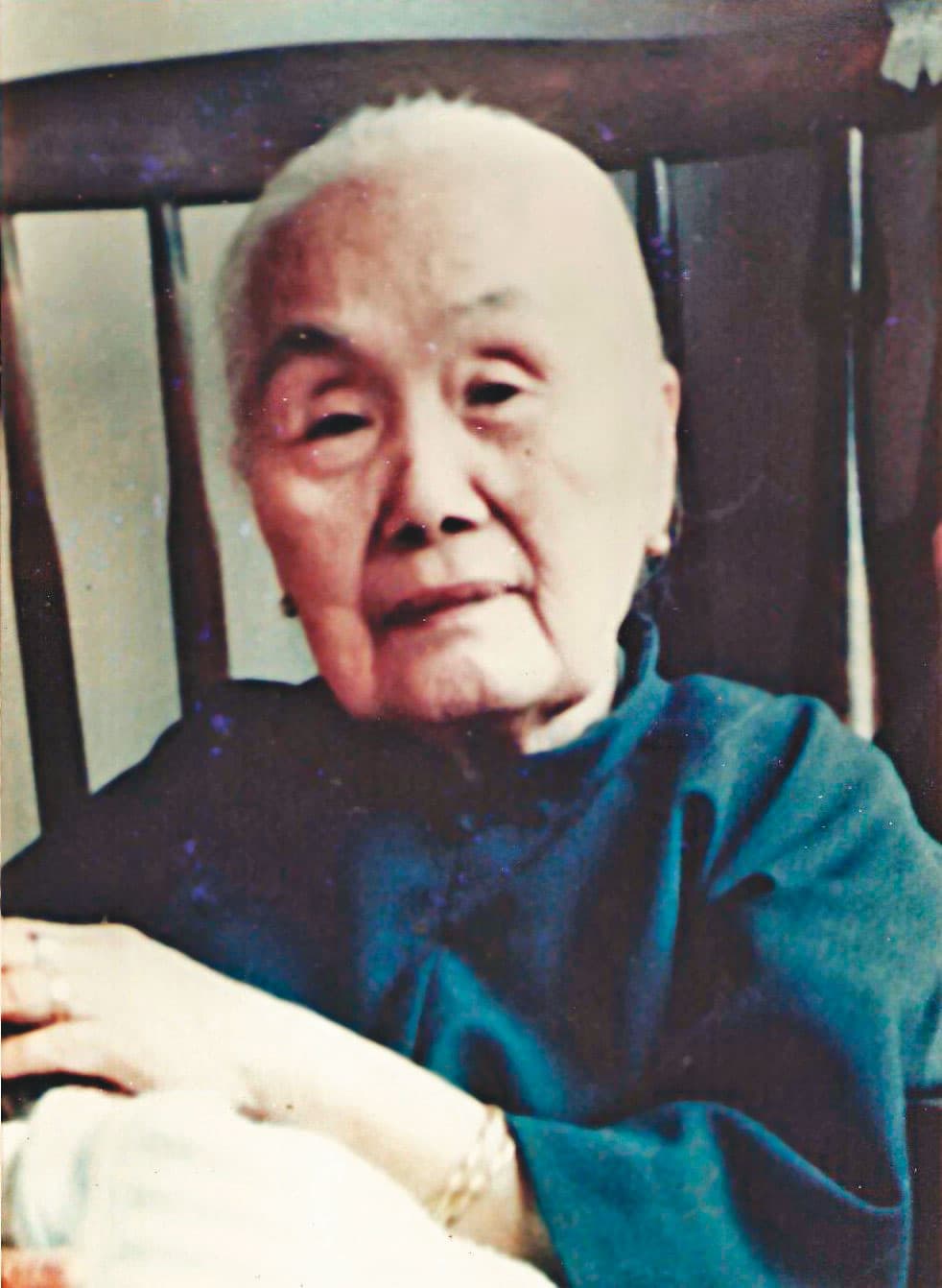 創辦人林施（馬妥）治為養活4個孩子，製鏡起家，晚年還親自煮員工餐。（林肇睢提供）