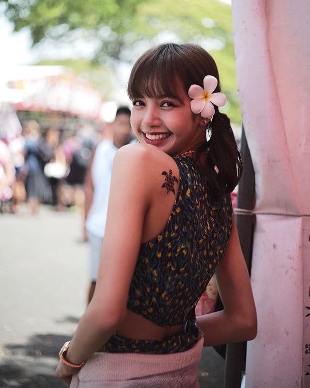 剛滿23歲的LISA，來自泰國，在韓國出道，是新生代的超級偶像。（翻攝自LISA IG）