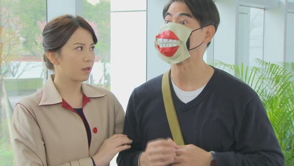 賴慧如表示，每次和翁家明一起讀本都會笑到肚子痛，翁家明常常會在拍戲現場神來一筆加台詞。（民視提供）
