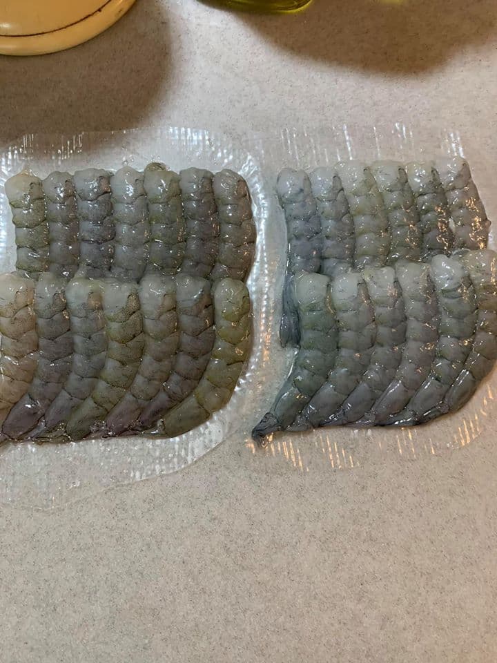 品質不錯的蝦仁，也可以多放一些，兩包。