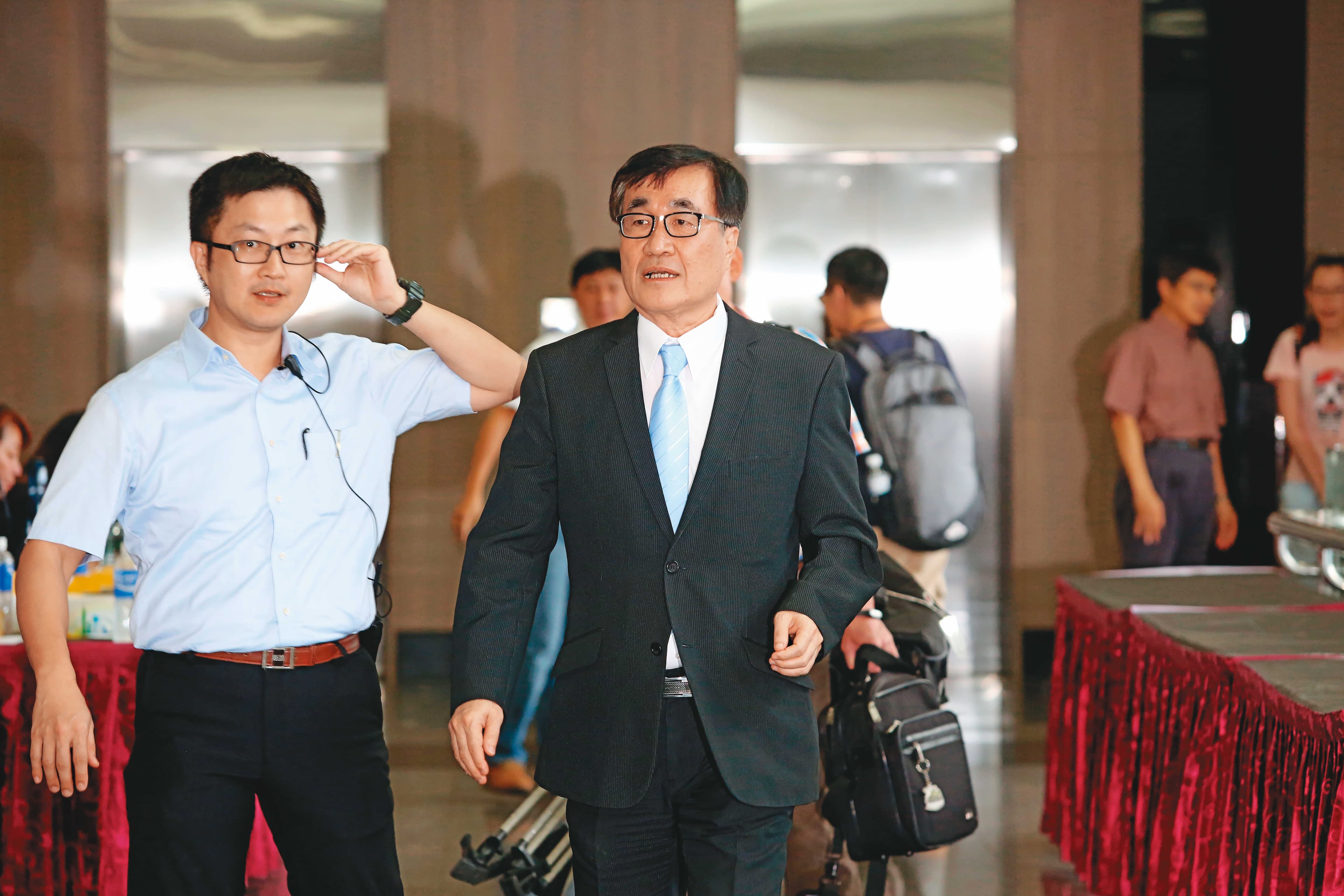近日替韓出席一場市政行程的李四川（圖），受到民眾熱烈愛戴，未料有人轉身就去連署罷韓。圖為2017年李四川出席公開活動。